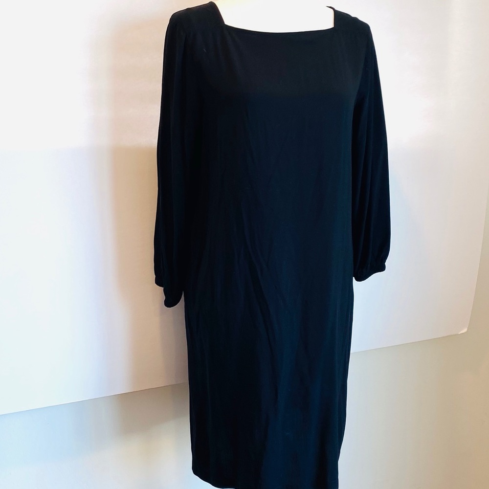 GAP Black Sheath *3/$20 Sale* - Picture 5 of 7